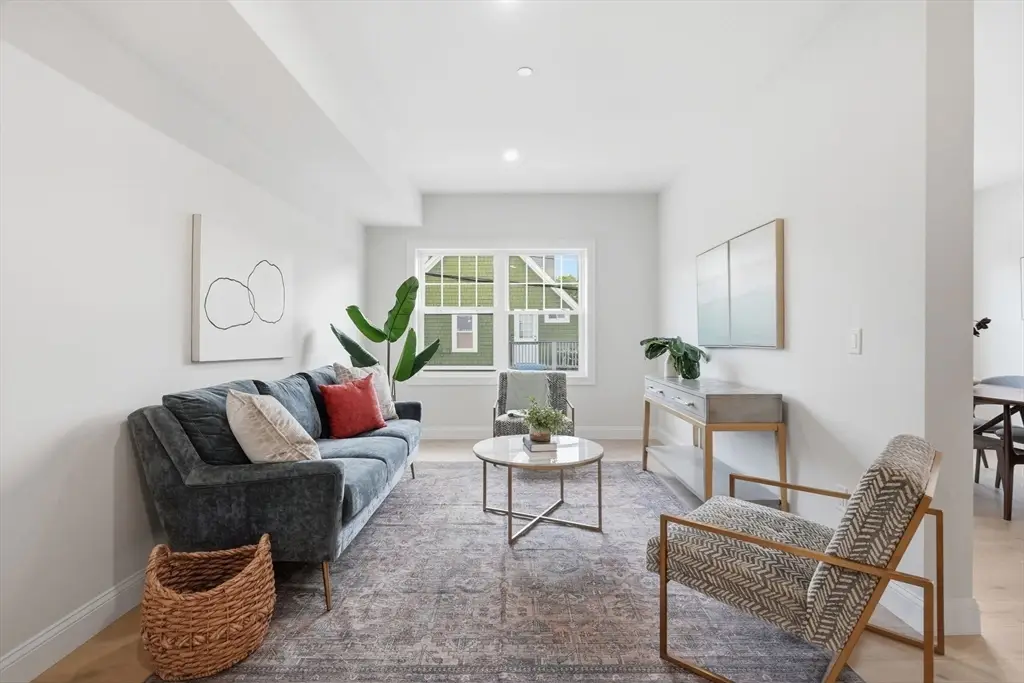 66 Tileston St #5, Everett, MA 02149 - #1