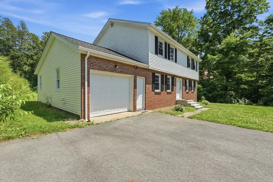 1107 N Pleasant St, Amherst, MA 01002 - #3