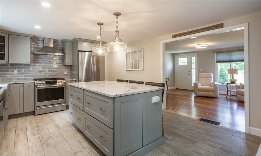 300 South Street East, Raynham, MA 02767 - #2