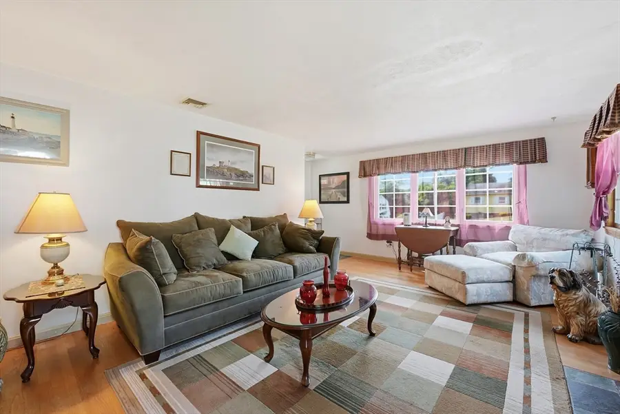 63 Laurence Drive, West Springfield, MA 01089 - #2