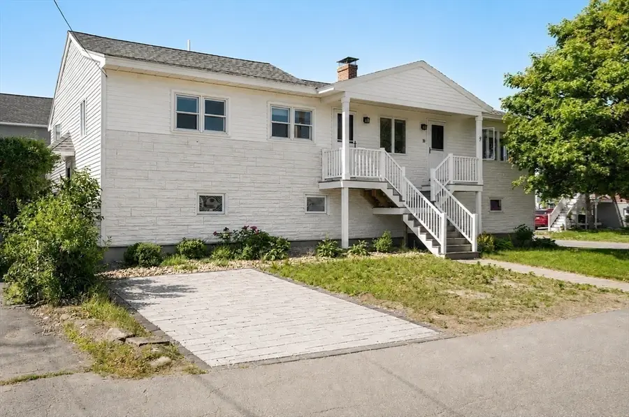 9 10th Street West #A, Salisbury, MA 01952 - #3