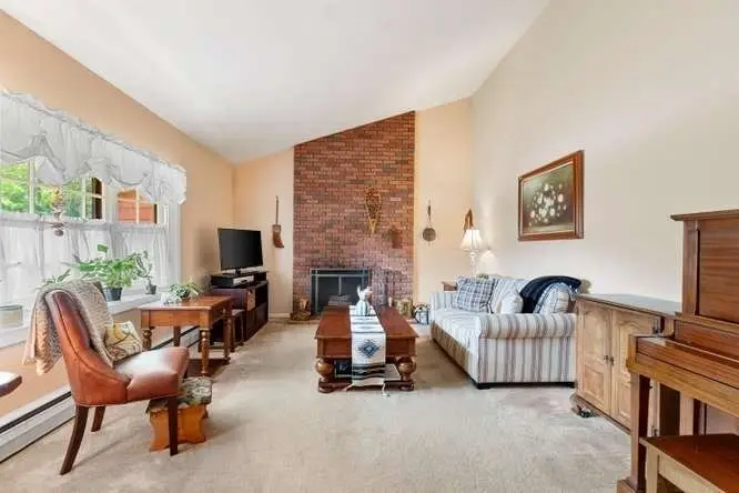 9 Graystone Drive, Danvers, MA 01923 - #3