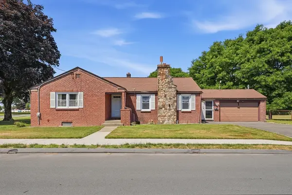 92 Laconia St, Ludlow, MA 01056