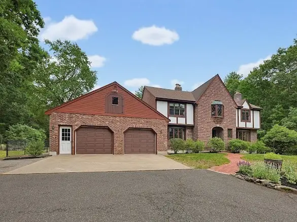 107 Mill Street, Dunstable, MA 01827 - #1