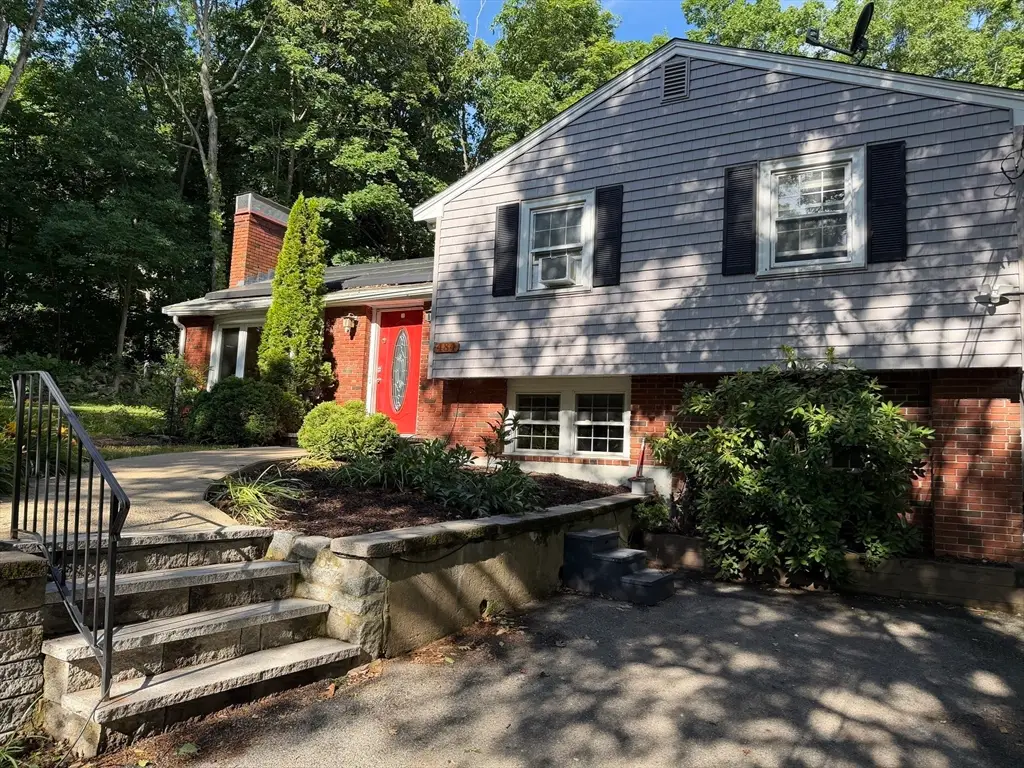 484 Essex, Weymouth, MA 02188 - #1