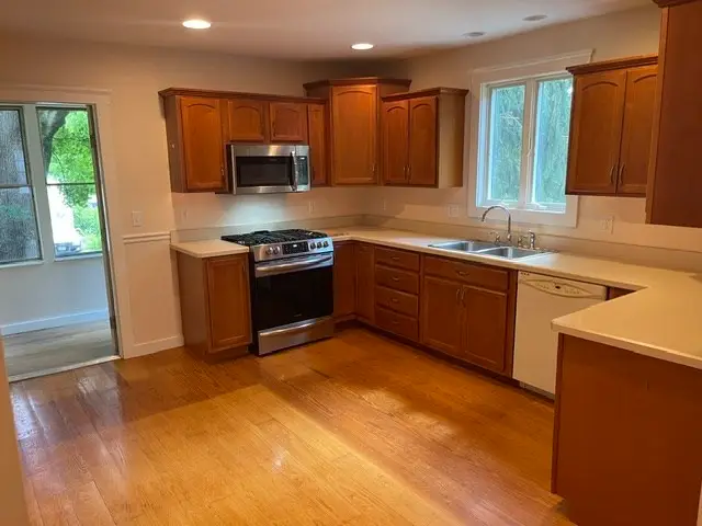 186 North St, Ware, MA 01082 - #2