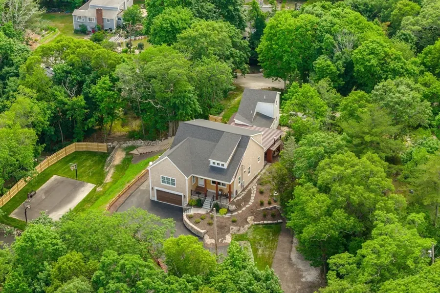 7 Laurel Street, Hingham, MA 02043 - #3