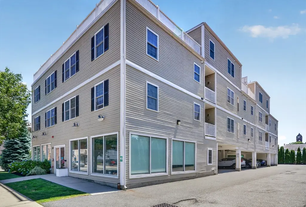 29 Spruce St #42, Waltham, MA 02453 - #1