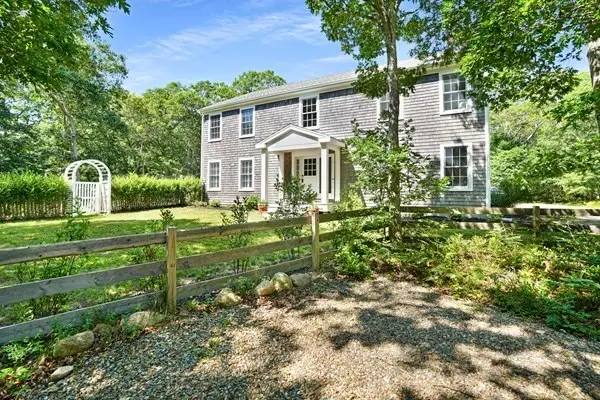 53 Stoney Hill Rd, West Tisbury, MA 02575