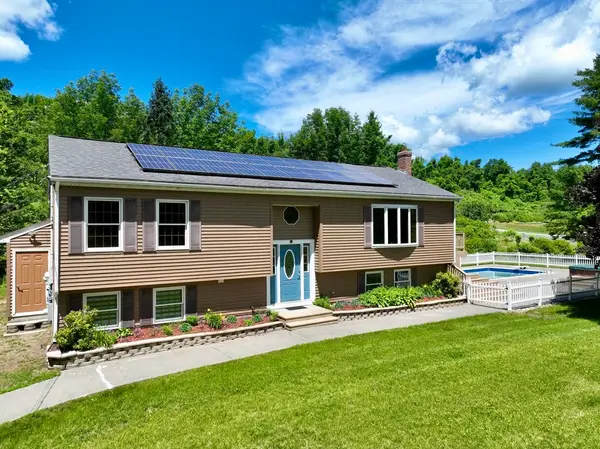 660 Greenfield Rd, Leyden, MA 01301