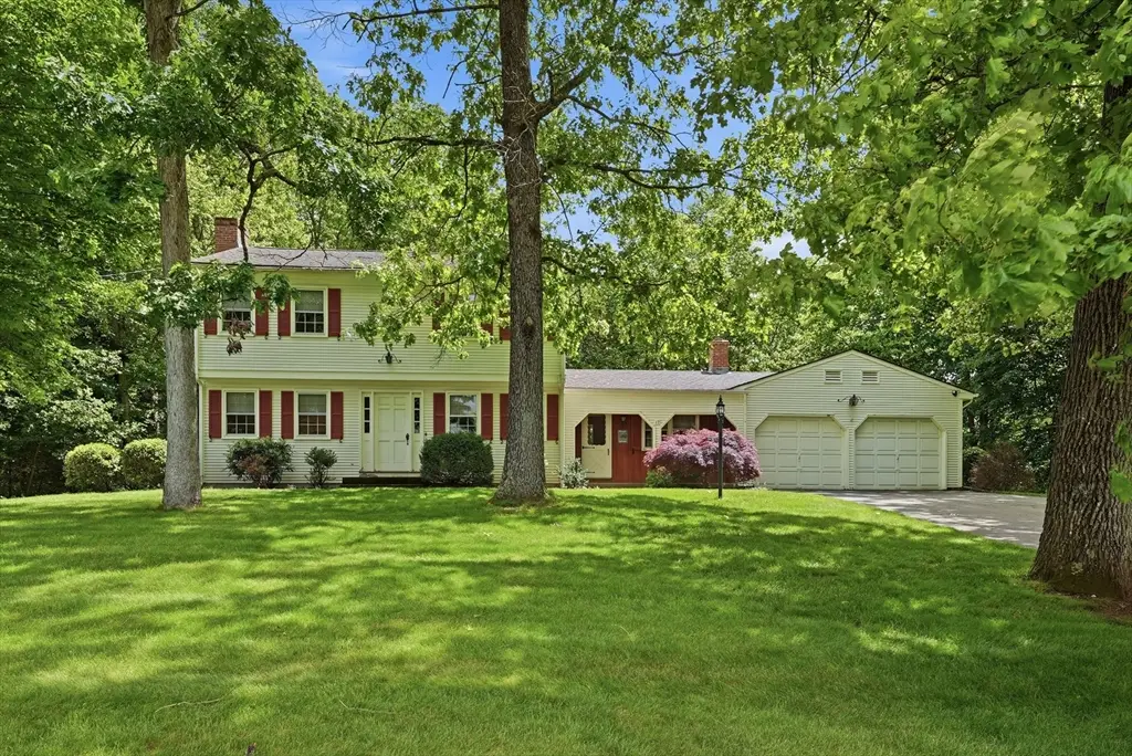 17 Raymond Dr, Wilbraham, MA 01095 - #1