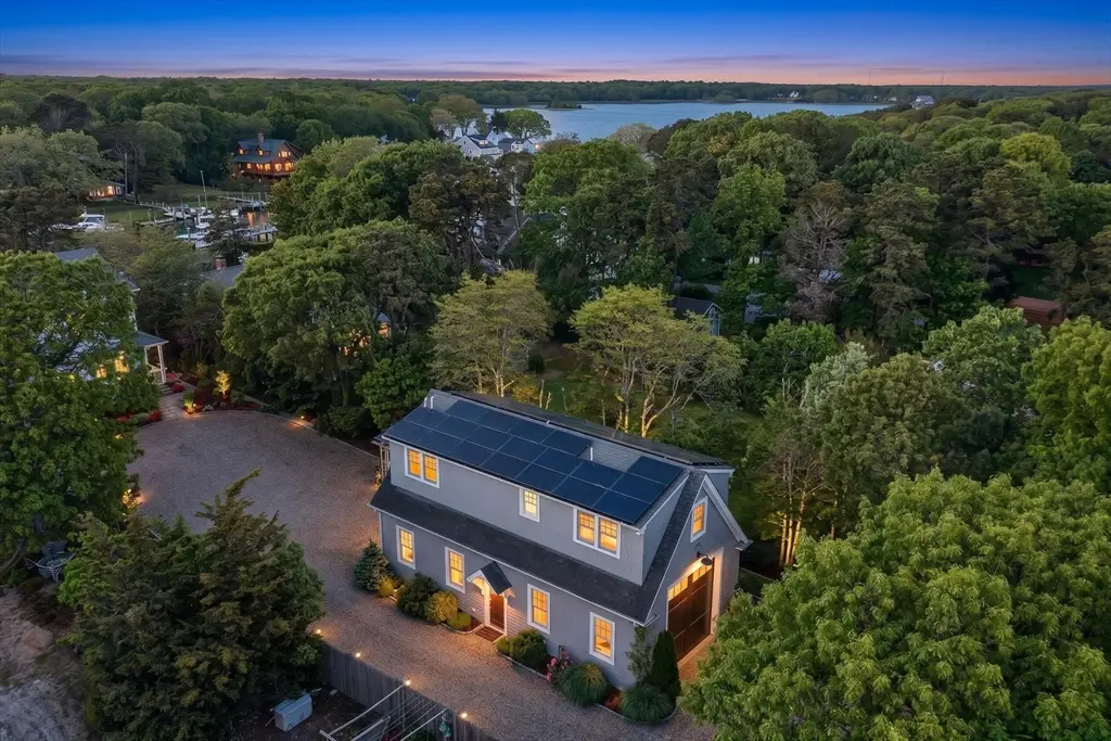 357 Monomoscoy Rd, Mashpee, MA 02649 - #1