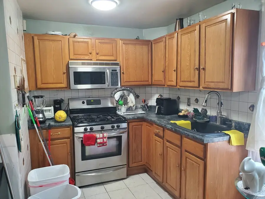 36 Perkins St #3, Salem, MA 01970 - #3