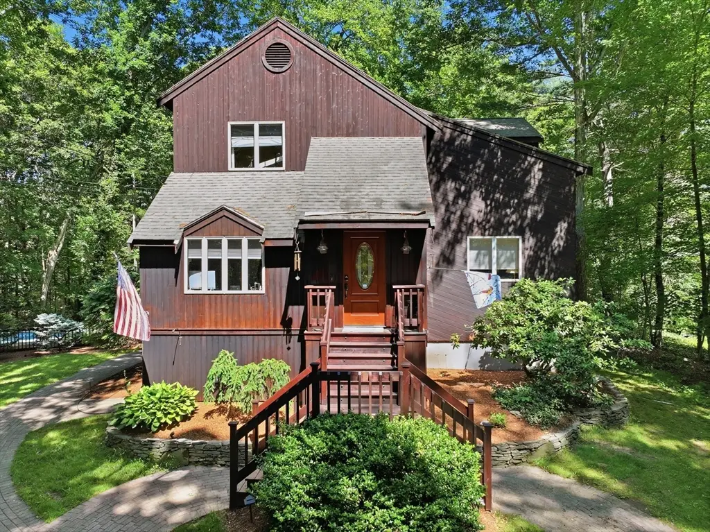 41 Apple Rd, Brimfield, MA 01010 - #1