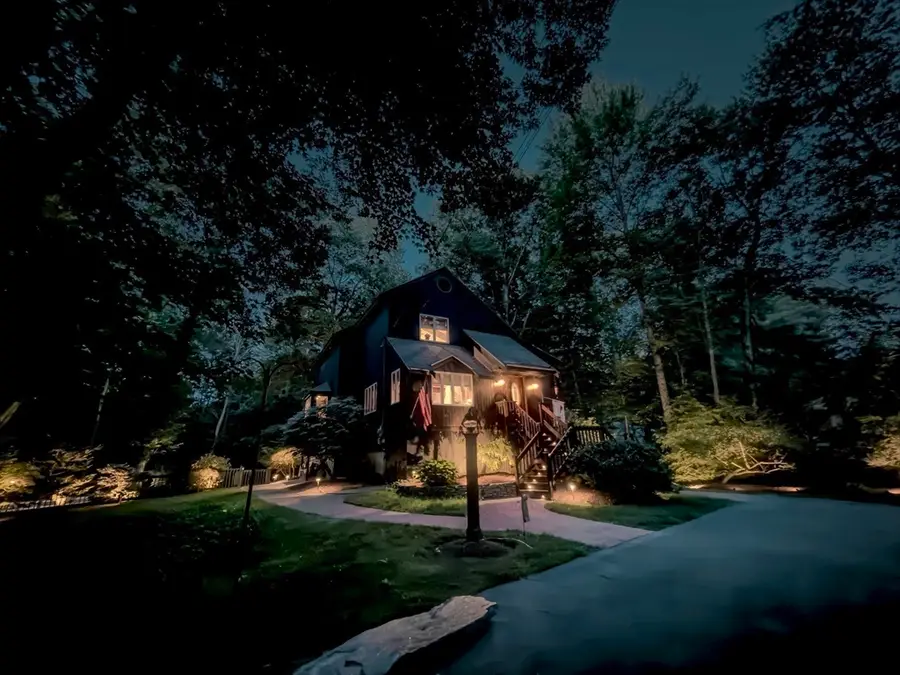 41 Apple Rd, Brimfield, MA 01010 - #2