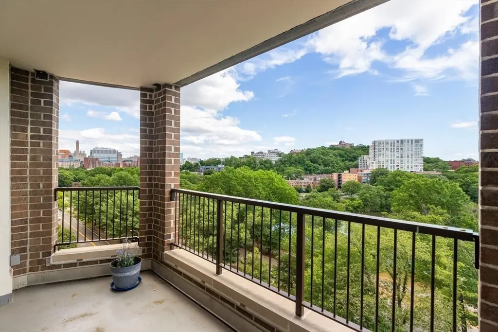 77 Pond Ave #901, Brookline, MA 02445 - #1