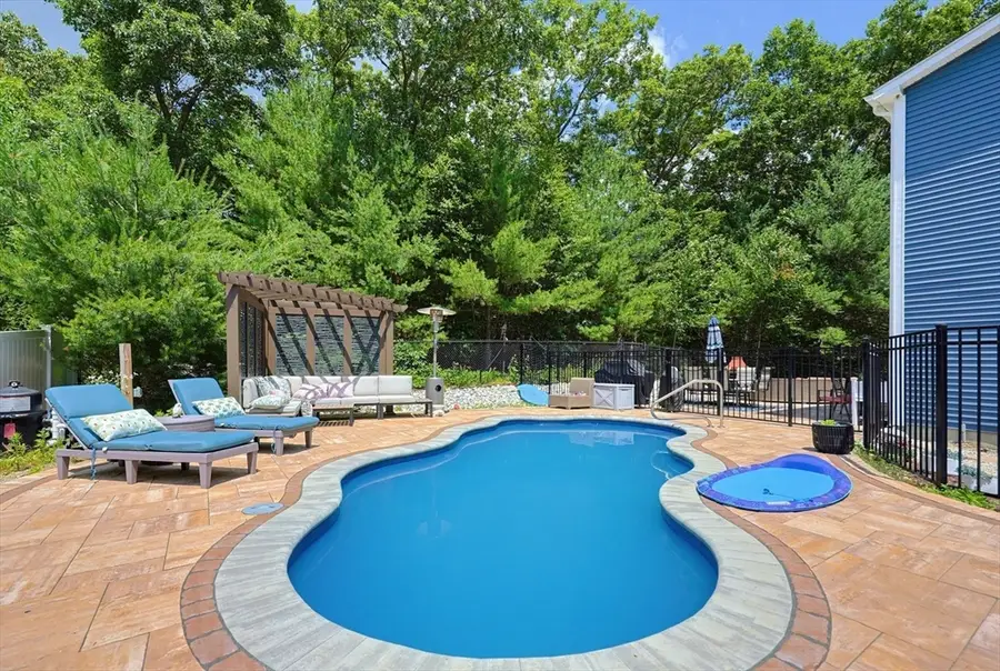 7 Tabor Rd, Uxbridge, MA 01569 - #2