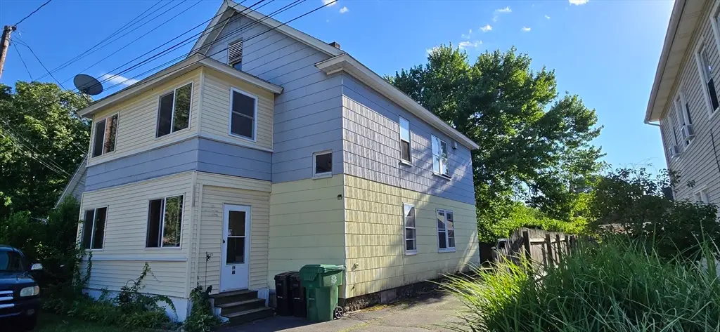 20 Rathburn St, Chicopee, MA 01020 - #1