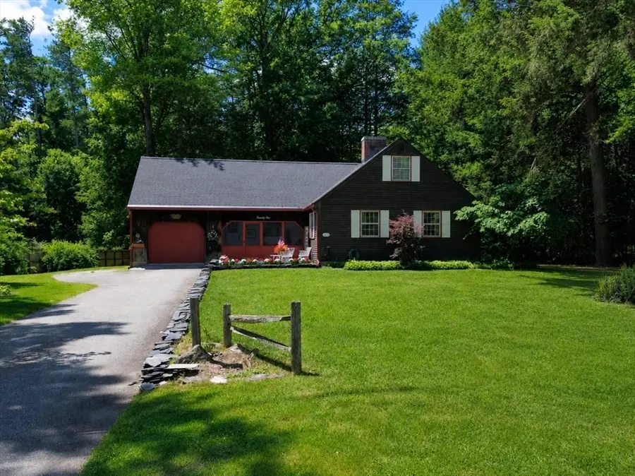 26 Oak Hill Road, Greenfield, MA 01301 - #3
