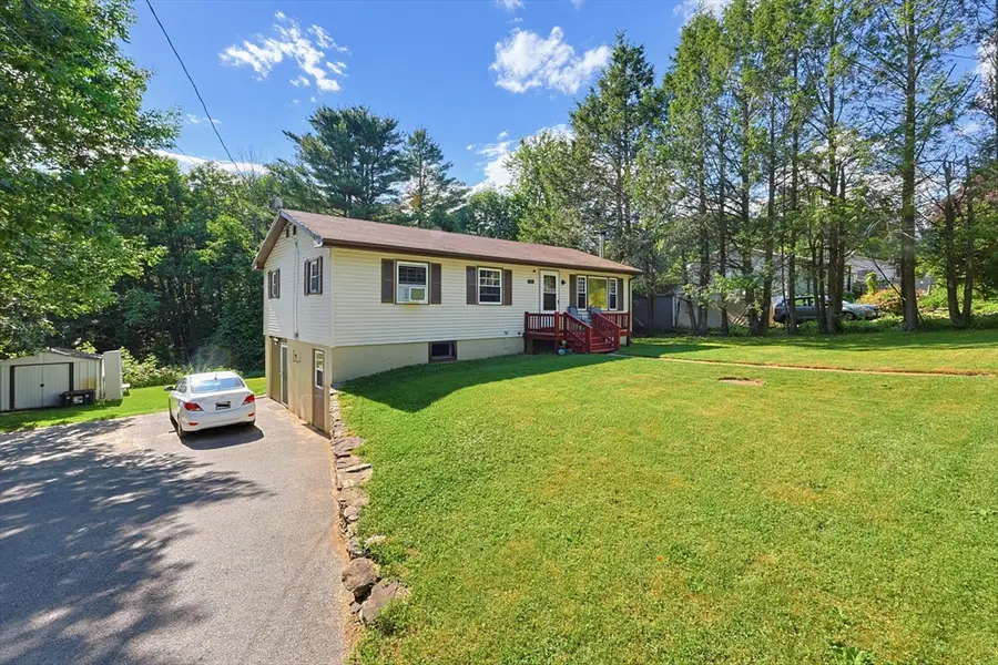 6 Woodland Dr, Wales, MA 01081 - #2