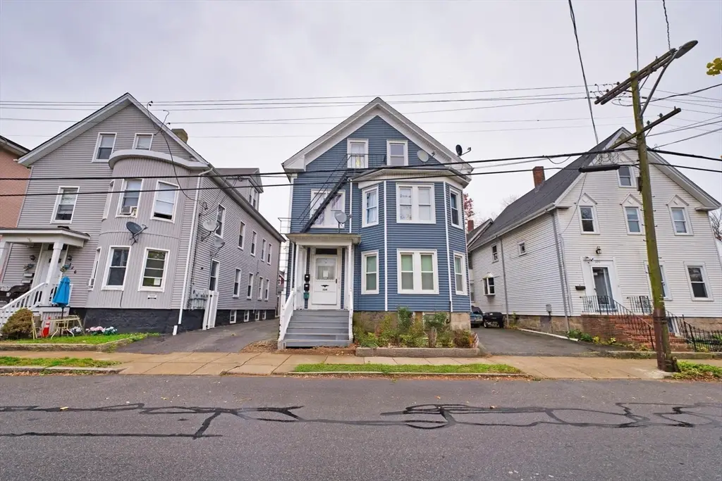 324 Cottage St, New Bedford, MA 02740 - #1