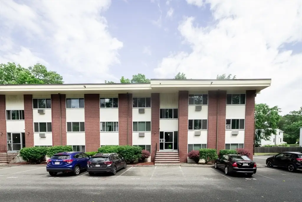 74 Beach St #6-8, Woburn, MA 01801 - #1