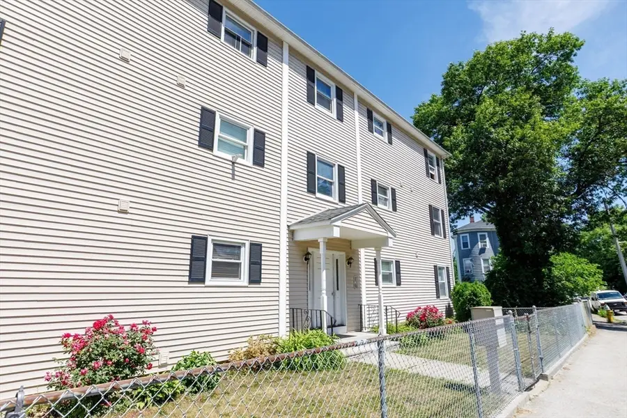 170 Perry Ave #3A, Worcester, MA 01610 - #3