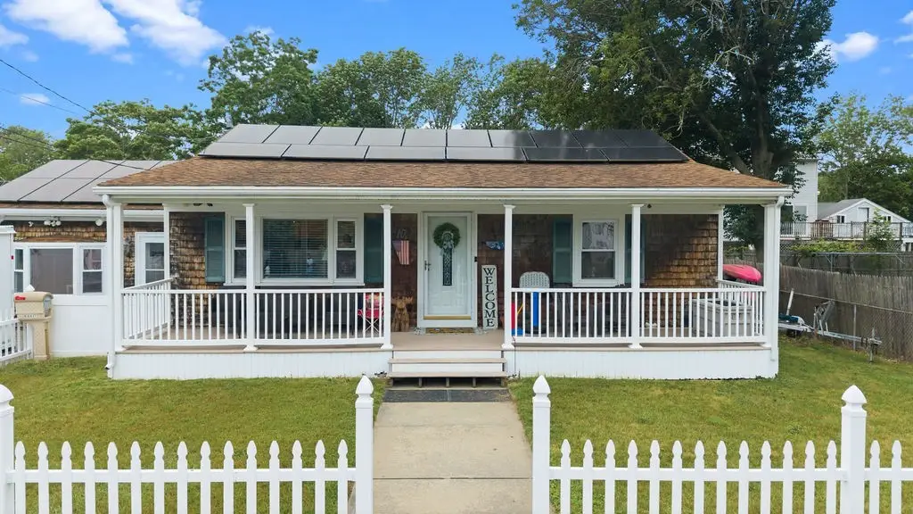 10 Ash St, Fairhaven, MA 02719 - #1