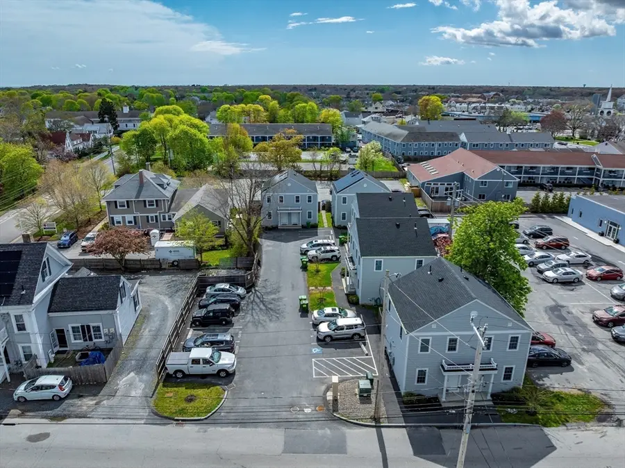 39 Pearl St, Hyannis, MA 02601 - #2