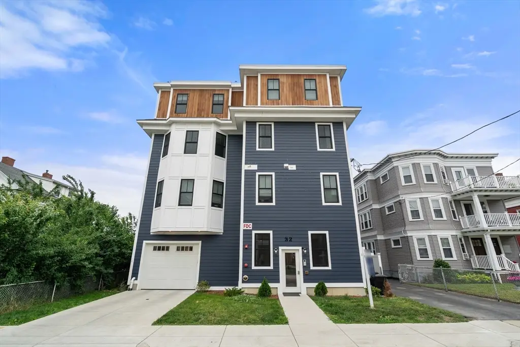 32 Pearl St #4, Boston, MA 02125 - #1