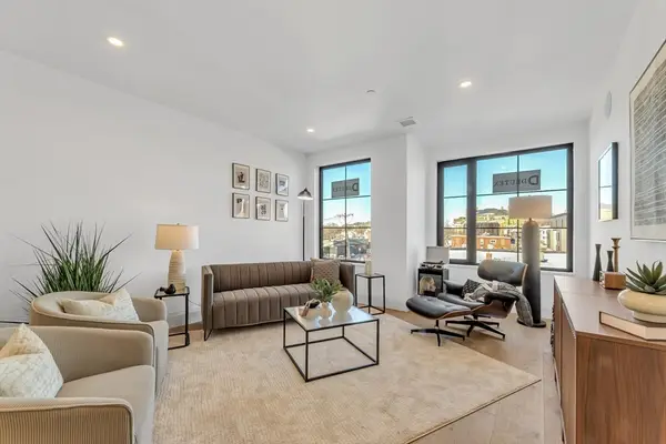34 Oak Street #103, Boston, MA 02136