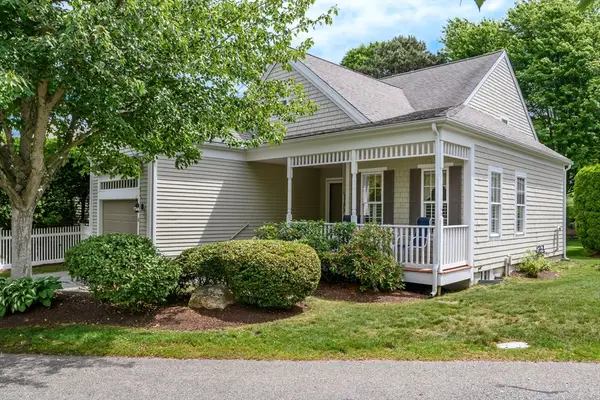 6 Hollyhock Knoll Ct #115, Bourne, MA 02532