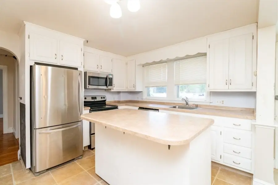53 Park Ave, Braintree, MA 02184 - #2