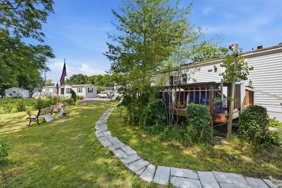 209 Shoreline Dr, Tewksbury, MA 01876 - #3