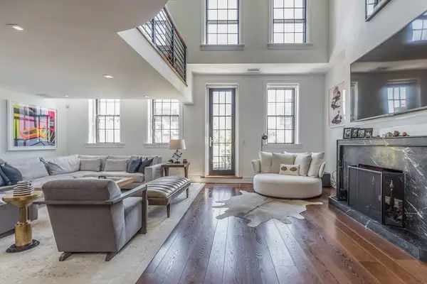 205 Commonwealth Ave #PH, Boston, MA 02116