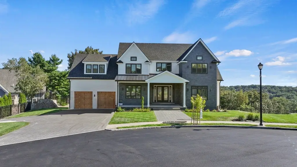 4 Oneil Way, Saugus, MA 01906 - #1