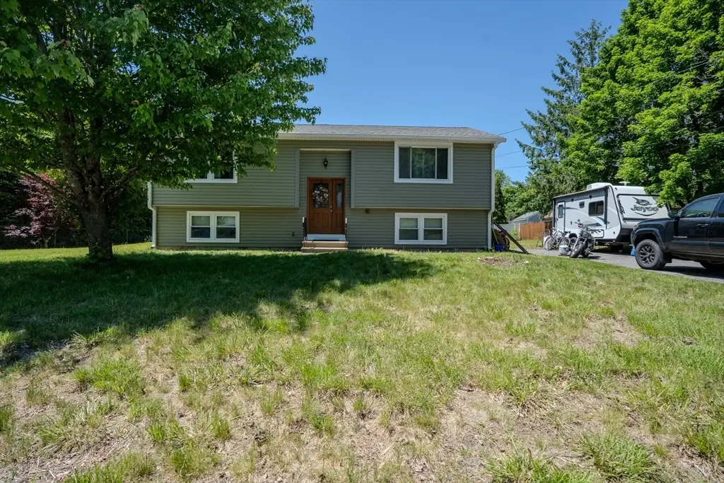 18 Plainfield Rd, Pepperell, MA 01463 - #1