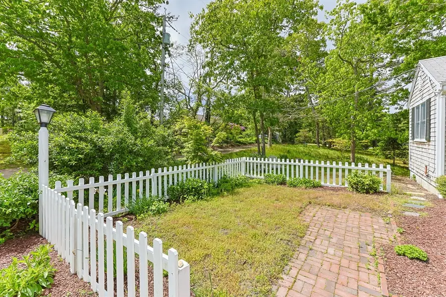21 Mill Pond Rd, Harwich, MA 02645 - #3