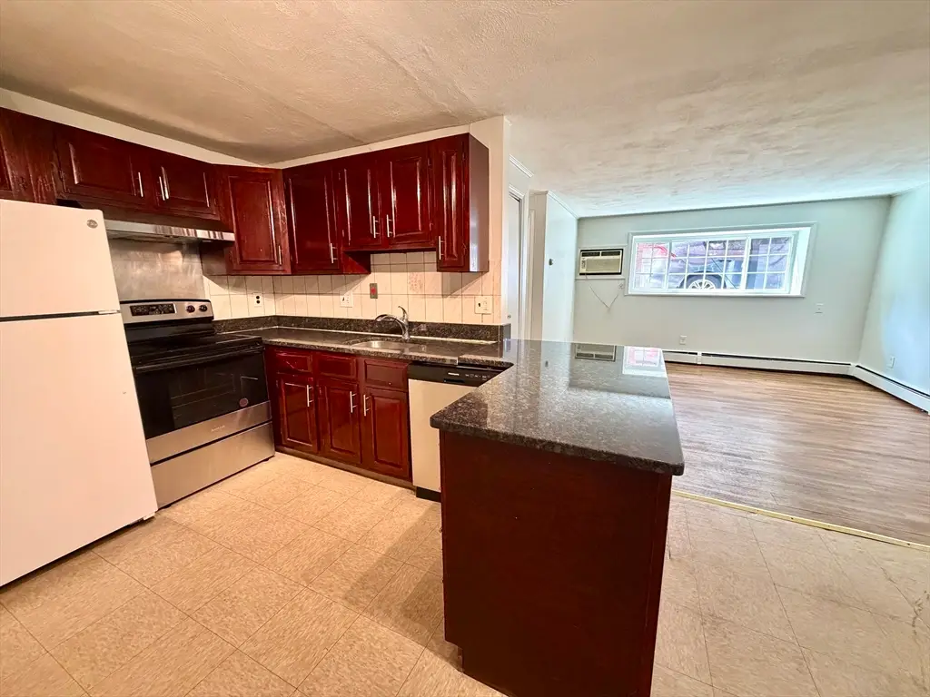 15 Staples Ave #18, Everett, MA 02149 - #1