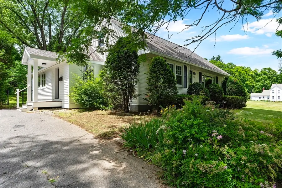 183 Park St, Easthampton, MA 01027 - #3