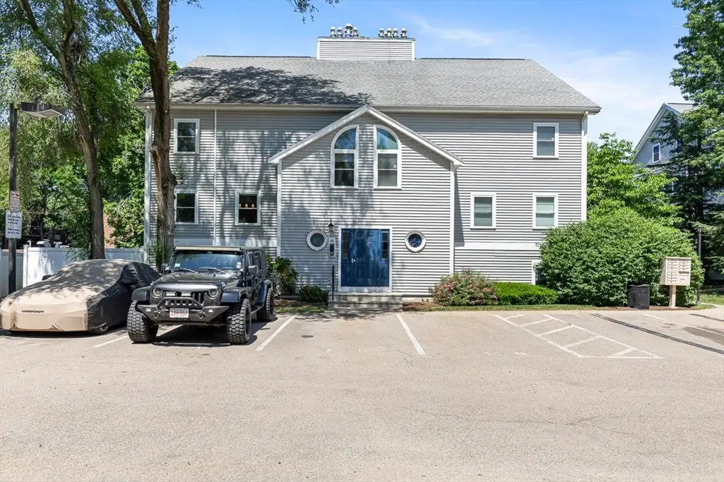45 Harrison St #B, Boston, MA 02131 - #1