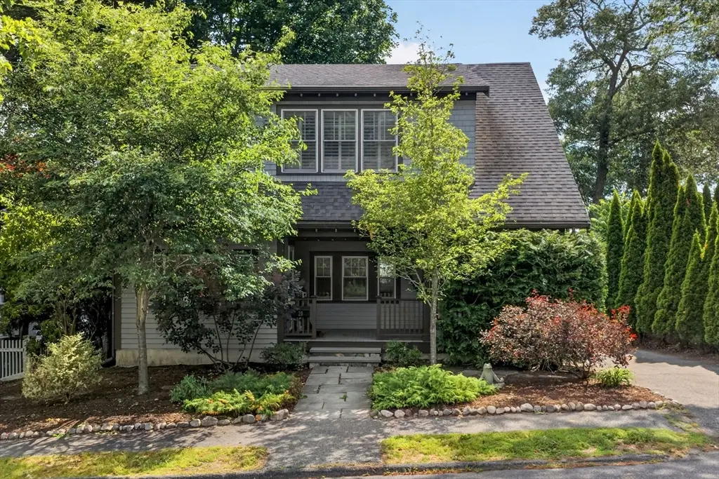 20 Hill Top Rd, Wellesley, MA 02482 - #1