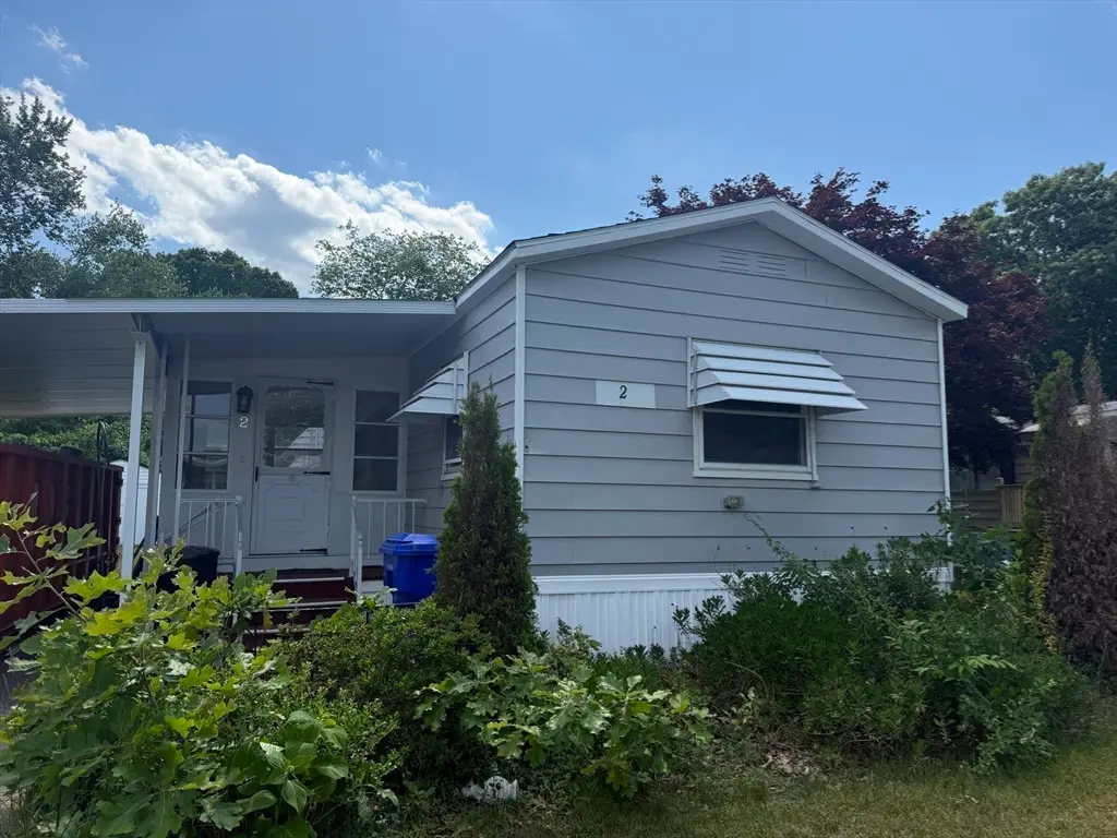2 Riverway St, Taunton, MA 02780 - #1