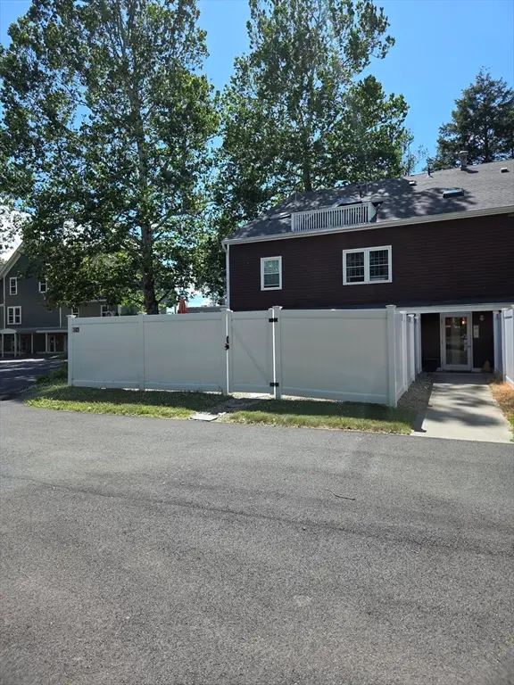 62 Main Street #6 - 2, Hatfield, MA 01038