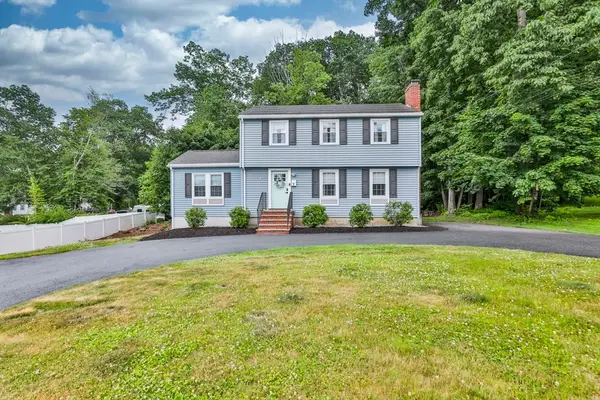 3 Trina Road, Salem, NH 03079