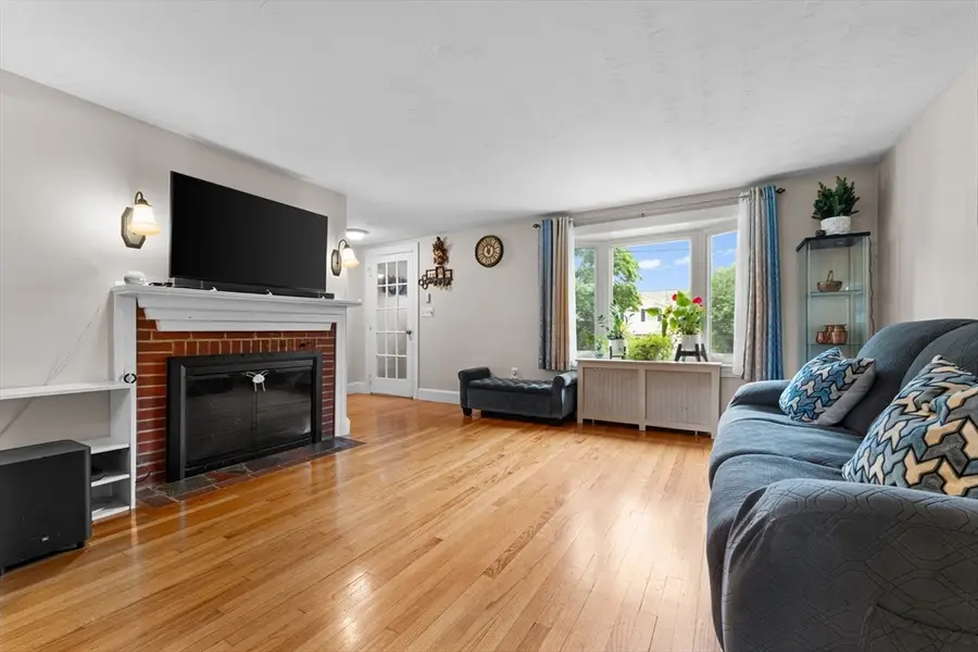120 North St, Stoneham, MA 02180 - #3