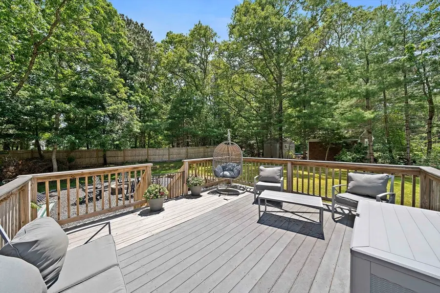 35 Braeburn Ct, Falmouth, MA 02536 - #2