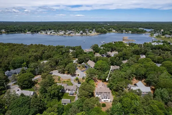 41 Farm Ln, Dennis, MA 02660