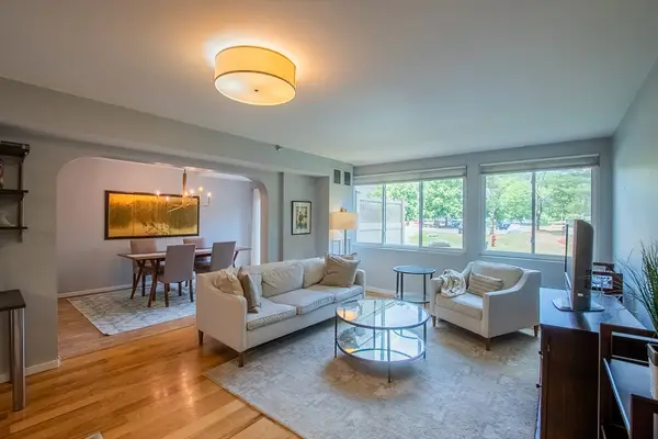 250 Hammond Pond Parkway #102N, Newton, MA 02467