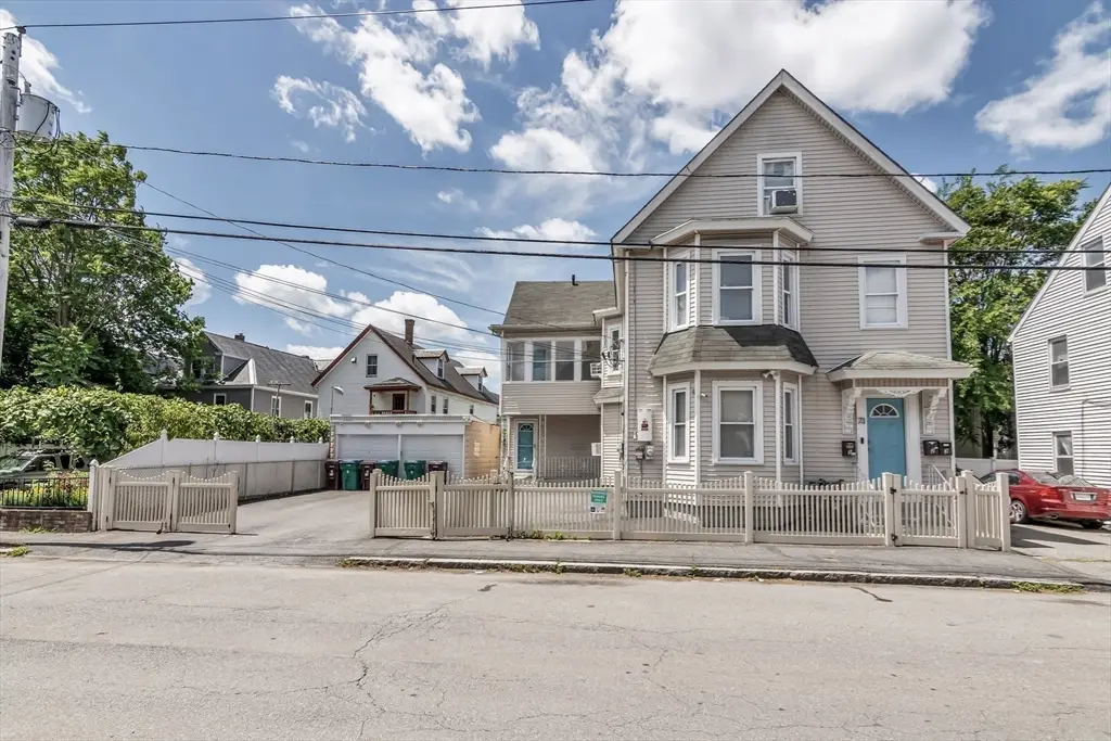 73 Pleasant St, Lowell, MA 01852 - #1
